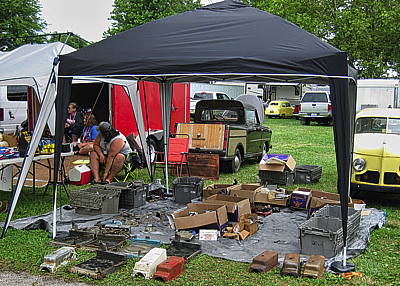 2021Flea-08.jpeg